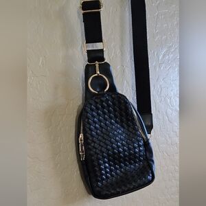 Sling Crossbody Bag with Gold Accents Black Woven NWOT 7"x 12"